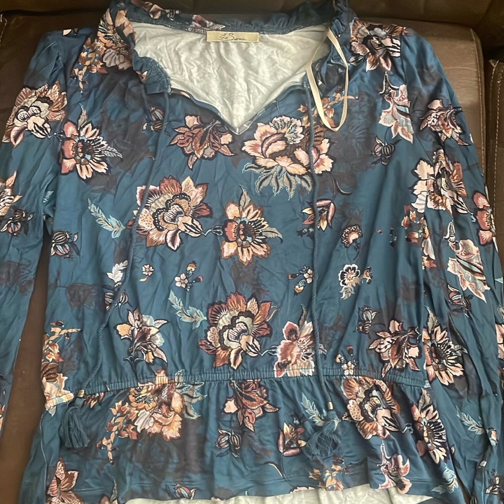 NWOT Teal blue long sleeve top